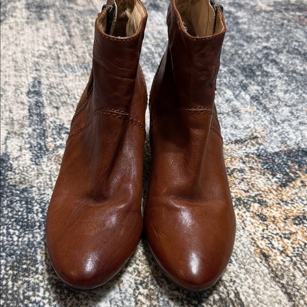 Frye Women's Brown Leather Ankle Boots